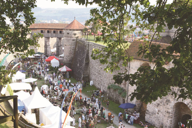 Impressionen vom enzrosen- und Ostermarkt auf Schloss Thurnau