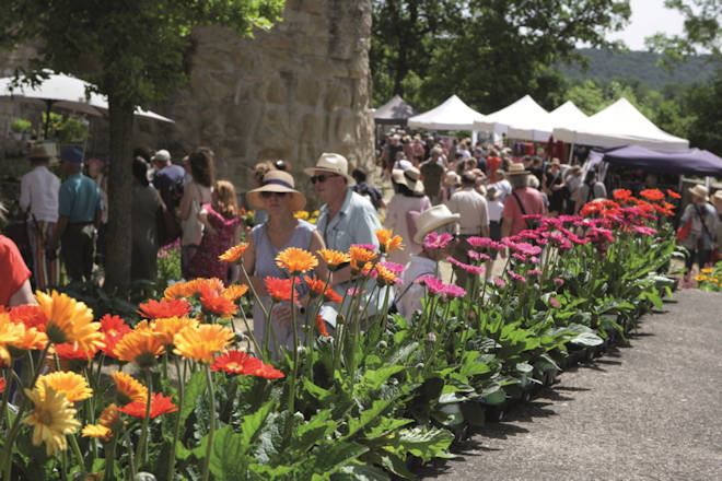 Impressionen vom enzrosen- und Ostermarkt auf Schloss Thurnau