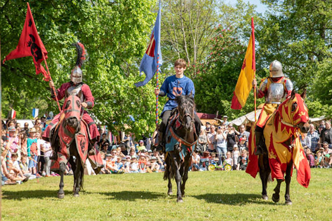 Impressionen vom Oster-Spectaculum auf der Burg in Storkow (Mark)