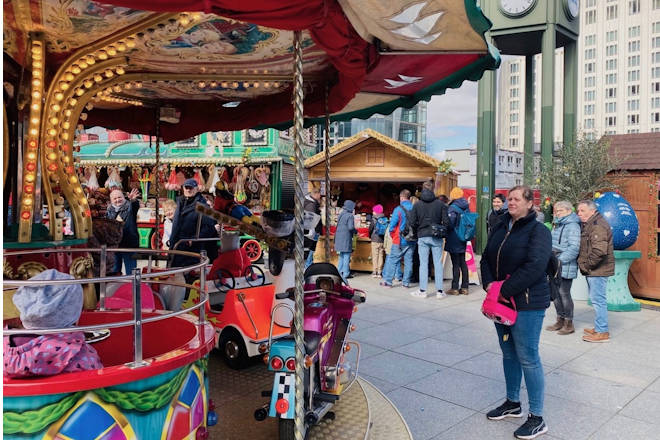 Impressionen vom Ostermarkt auf dem Potsdamer Platz in Berlin