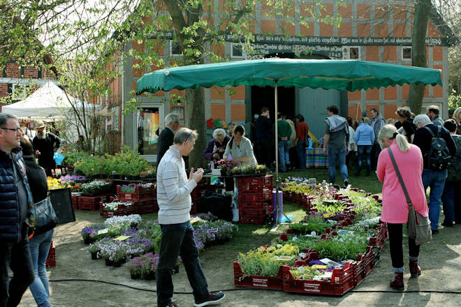 Impressionen vom Ostermarkt in Bussau