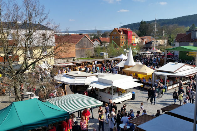 Impressionen vom Ostermarkt in Langewiesen